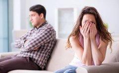 妻子婚后與前任聯(lián)系密切，究竟有沒(méi)有出軌？汕